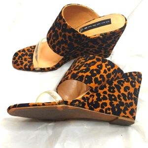 Steven animal print wedges sz 7.5 slipon shoes.